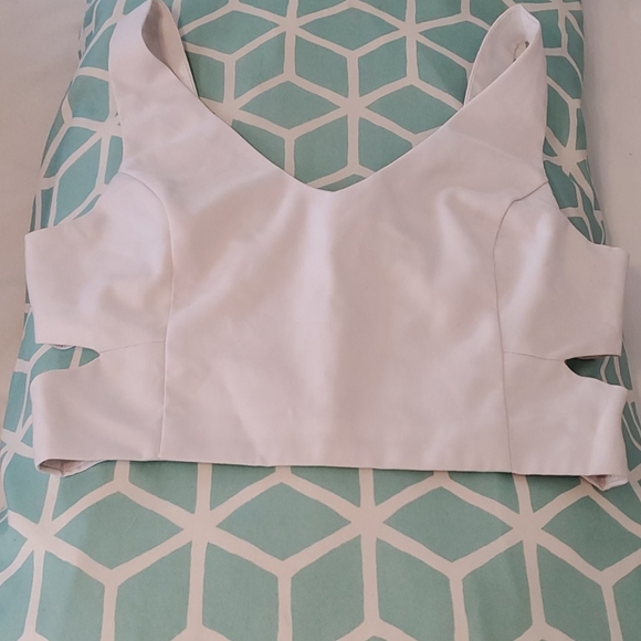 Charlotte Russe Tops - Crop top